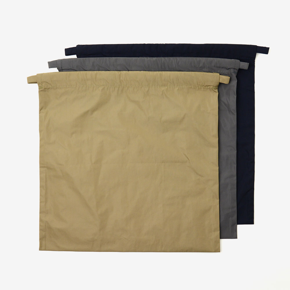 formuniform フォームユニフォーム／Drawstring Bag バッグ S（トープ、グレー、ネイビー）
