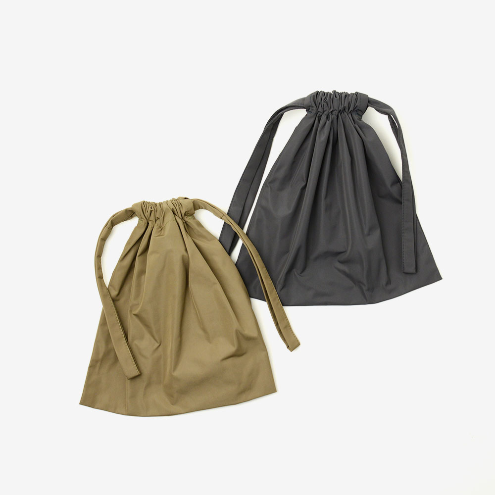 formuniform フォームユニフォーム／Drawstring Bag バッグ XS（トープ、グレー、ネイビー）