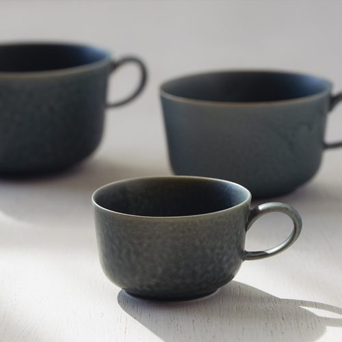 イイホシユミコ yumiko iihoshi porcelain／「ReIRABO リイラボ」cup カップ winter night gray