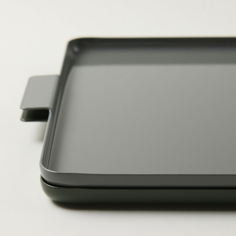 イイホシユミコ yumiko iihoshi porcelain／「'Colored' aluminum tray」square、rectangle トレイ valley gray