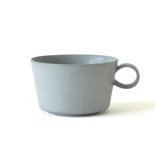 イイホシユミコ yumiko iihoshi porcelain／「unjour アンジュール」 apres-midi（午後）カップ（smoke blue）
